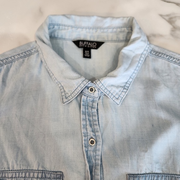 Buffalo Denim No Sleeve Blouse - Picture 2 of 3